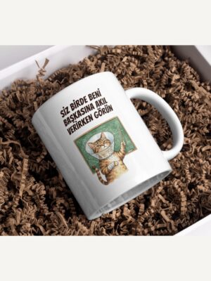 "Siz Bir de Beni Başkasına Akıl Verirken Görün" Kedi Kupa
